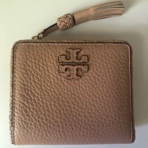 Tory Burch Taylor Mini Wallet- great condition!